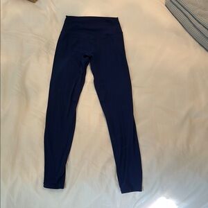 Blue Athletic Leggings Sleek Form-Fitting Design